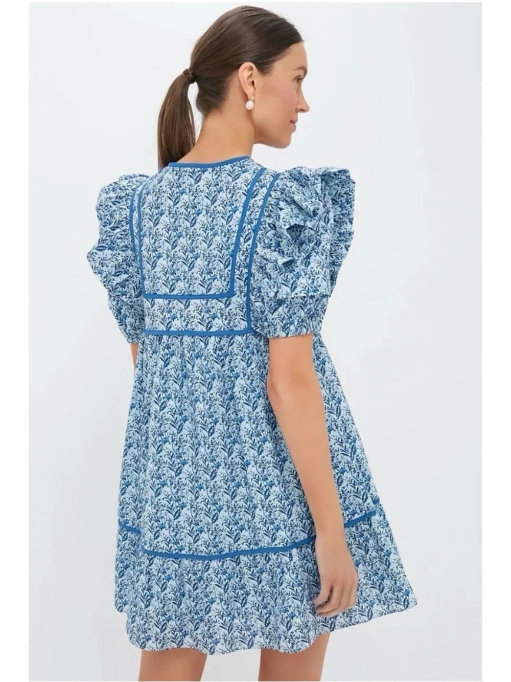 HYACINTH HOUSE Tuckernuck Rosaleigh Blue Floral Mini Dress - Picture 2 of 9